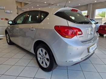 Used Vauxhall Astra 2015 for sale - 74713508: Photo