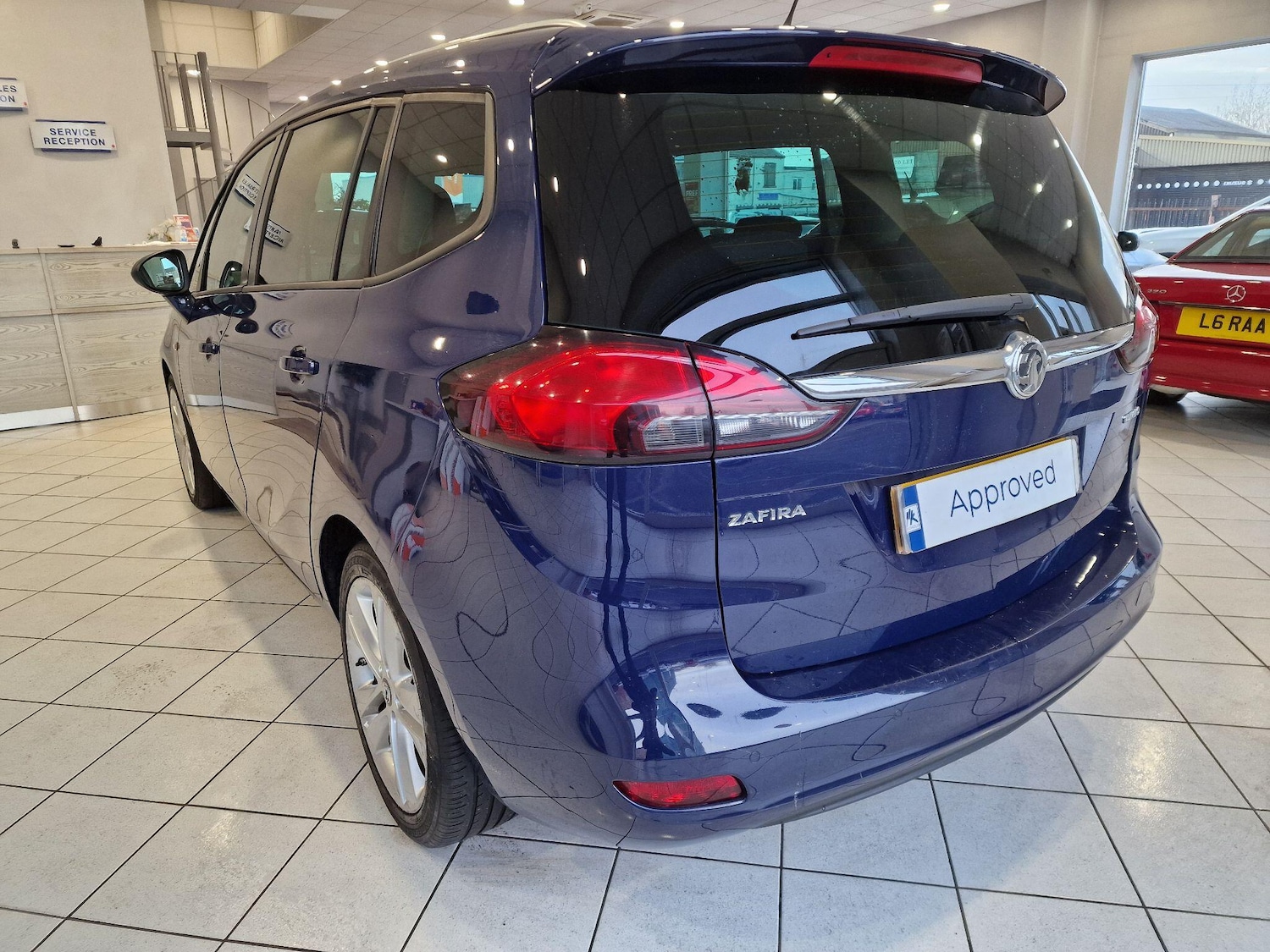 Used Vauxhall Zafira 2017 for sale - 76657520: Photo 4