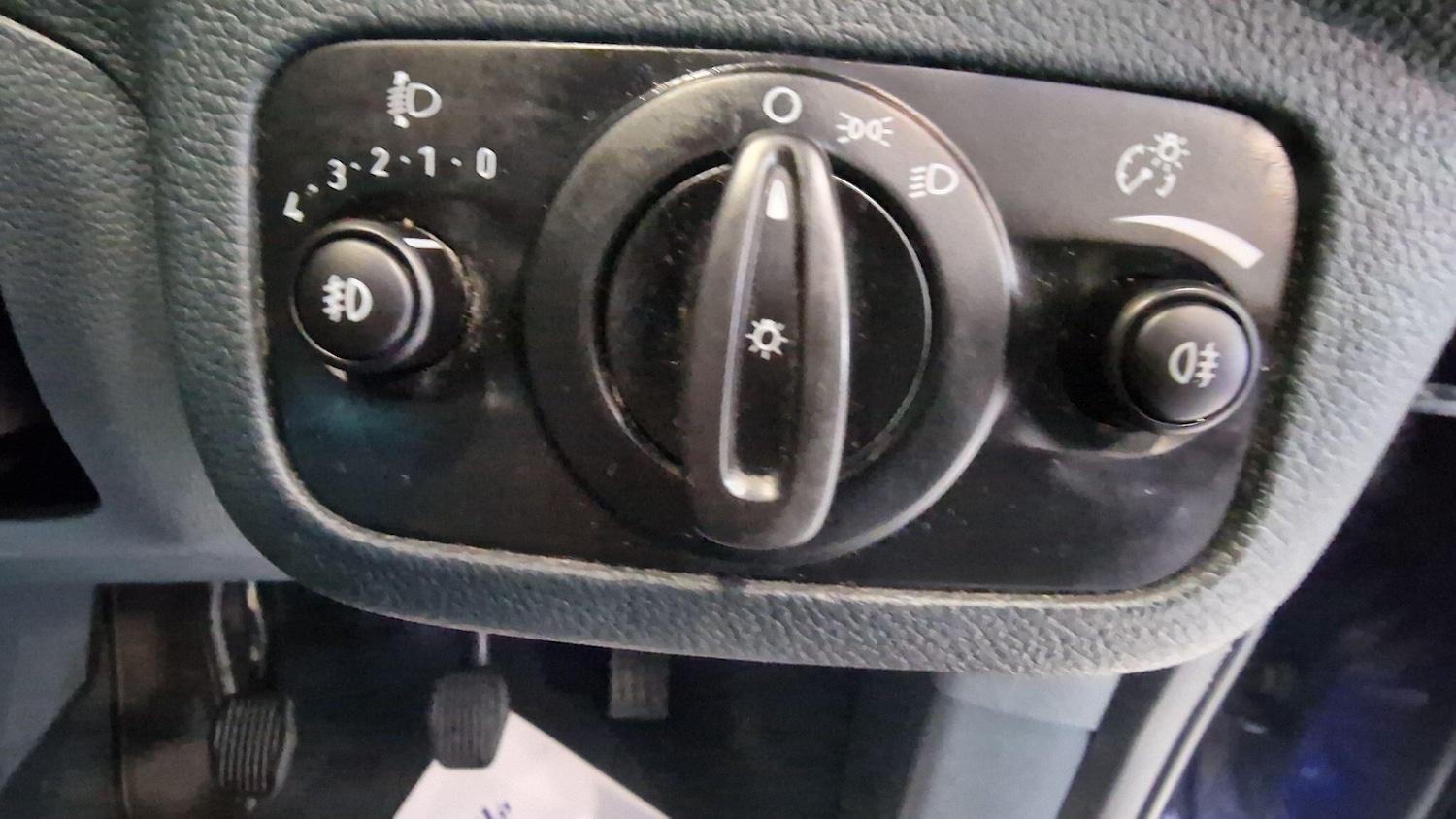 Used Ford C-Max 2015 for sale - 76121960: Photo 13