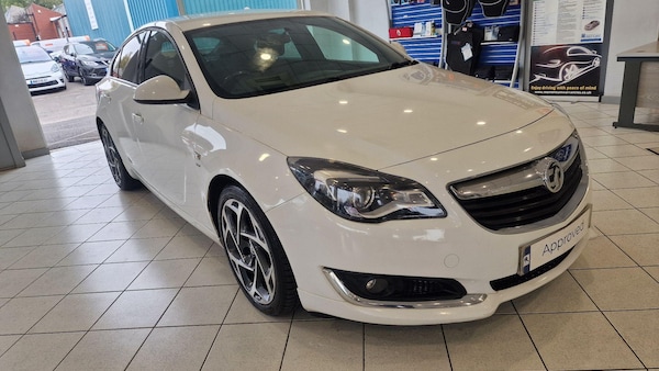 Used Vauxhall Insignia 2015 for sale - 76307314: Photo 1