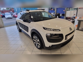 Used Citroen C4 Cactus 2017 for sale - 76214919: Photo