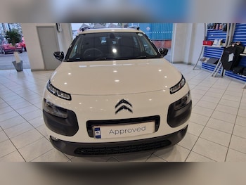 Used Citroen C4 Cactus 2017 for sale - 76214919: Photo