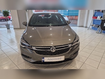 Used Vauxhall Astra 2017 for sale - 76159108: Photo 2