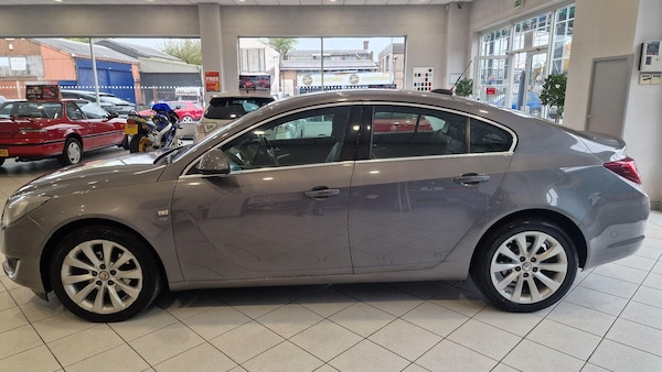 Used Vauxhall Insignia 2016 for sale - 76306632: Photo 5