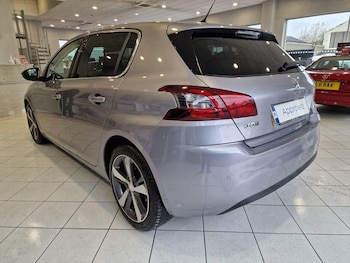 Used Peugeot 308 2019 for sale - 76561080: Photo