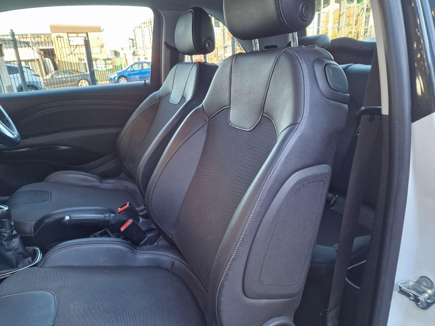 Used Vauxhall ADAM 2015 for sale - 76377674: Photo 23