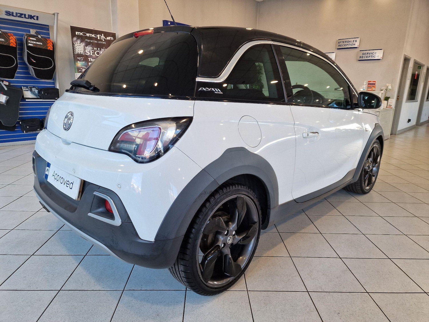 Used Vauxhall ADAM 2015 for sale - 76377674: Photo 3