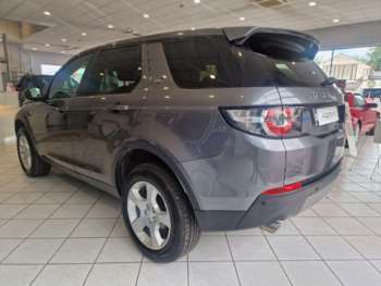 Used Land Rover Discovery Sport 2018 for sale - 75280423: Photo