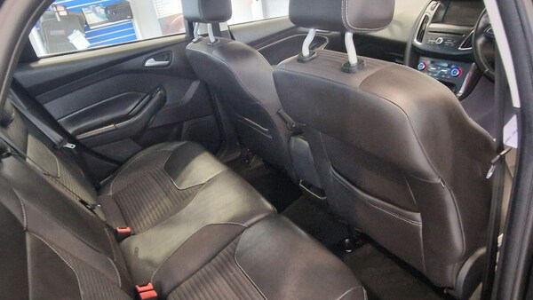 Used Ford Focus 2015 for sale - 76239382: Photo 10