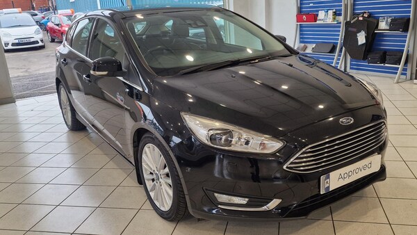 Used Ford Focus 2015 for sale - 76239382: Photo 1