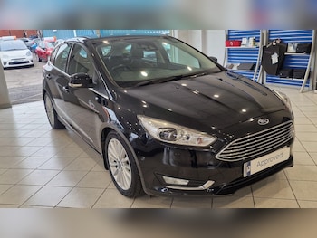 2015 (15) - 1.0T EcoBoost Titanium X Euro 6 (s/s) 5dr