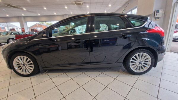 Used Ford Focus 2015 for sale - 76239382: Photo 4