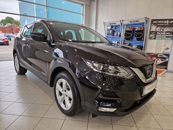 Used Nissan Qashqai 2017 for sale - 76012460: Photo