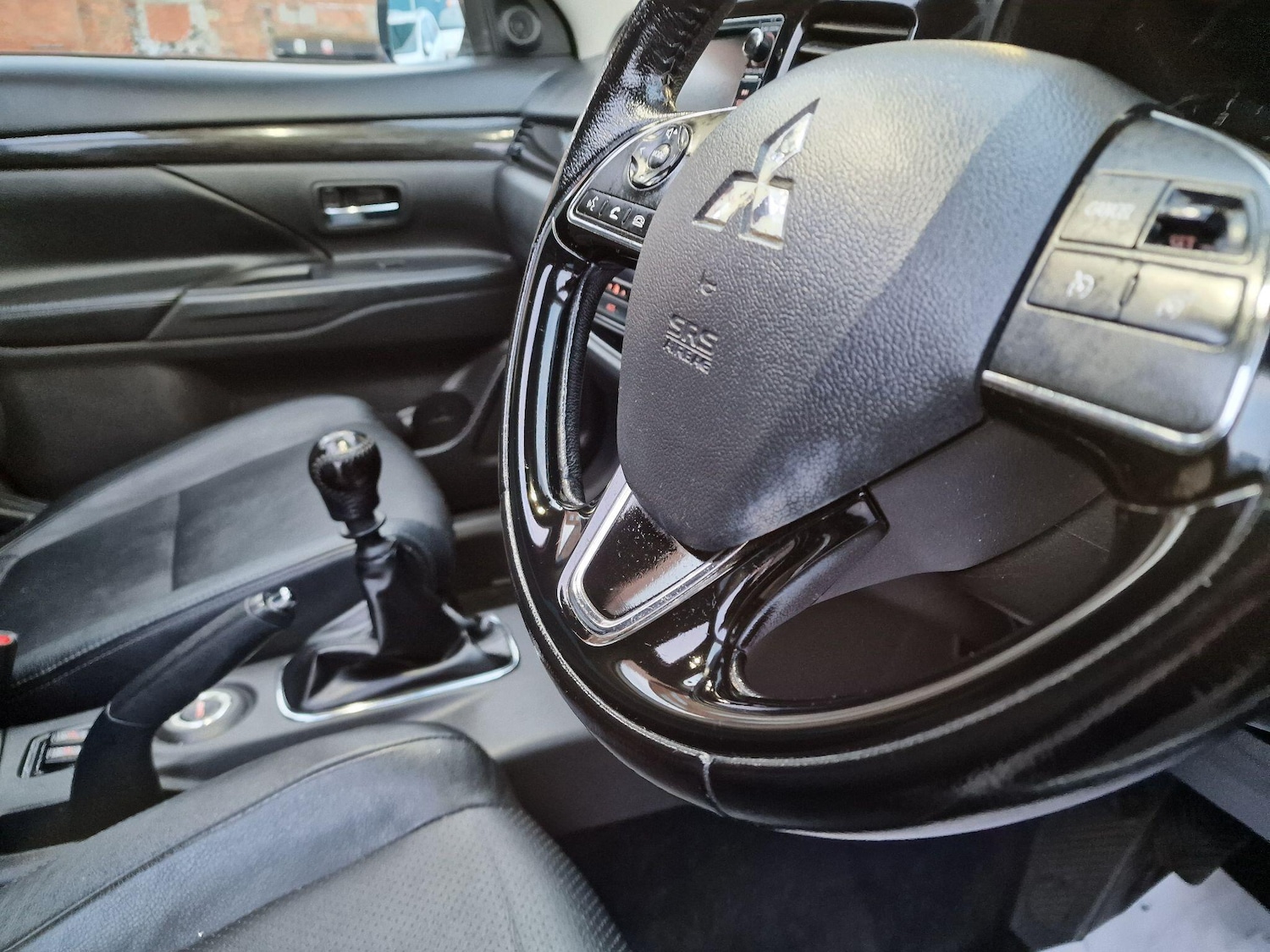 Used Mitsubishi Outlander 2016 for sale - 76657636: Photo 40