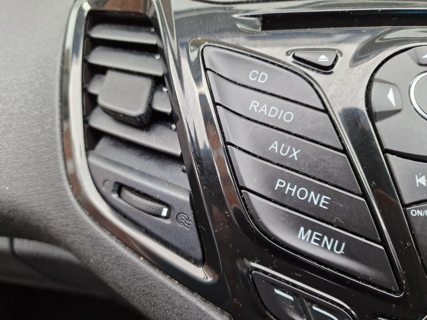 Used Ford Fiesta 2017 for sale - 76561079: Photo 18