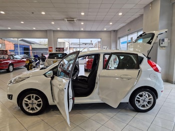 Used Ford Fiesta 2017 for sale - 76561079: Photo