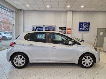 Used Peugeot 208 2015 for sale - 76012069: Photo