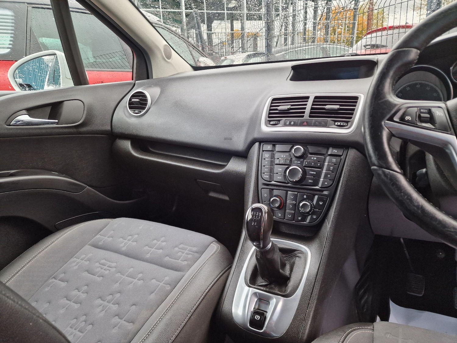 Used Vauxhall Meriva 2015 for sale - 76326451: Photo 11