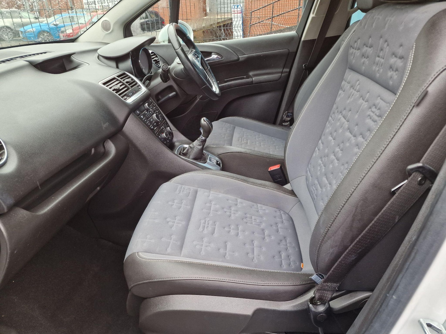 Used Vauxhall Meriva 2015 for sale - 76326451: Photo 40