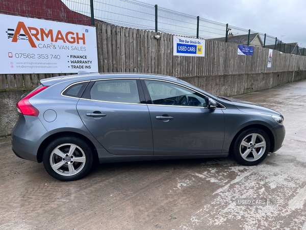 Used Volvo V40 2015 for sale - 78059216: Photo 2