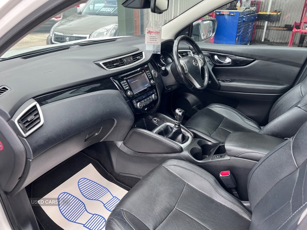 Used Nissan Qashqai 2015 for sale - 77982828: Photo 12