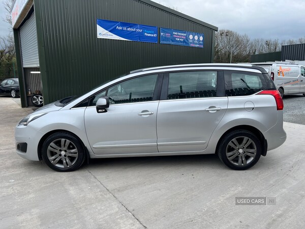 Used Peugeot 5008 2015 for sale - 74136636: Photo 6