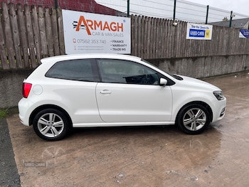 Used Volkswagen Polo 2016 for sale - 79000308: Photo