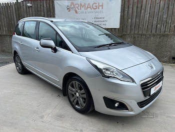 Used Peugeot 5008 2015 for sale - 79084425: Photo