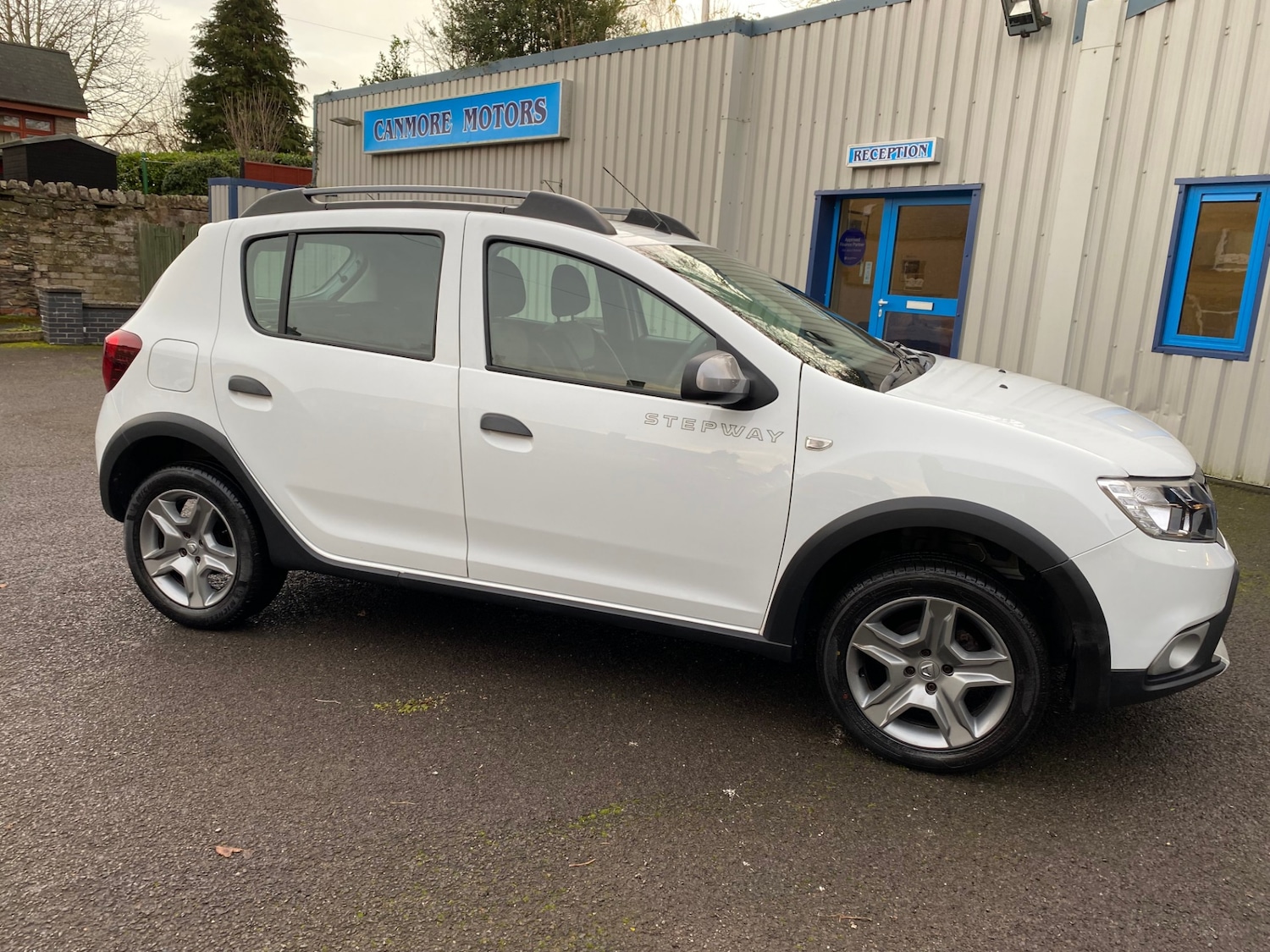 Used Dacia Sandero Stepway 2020 for sale - 76931131: Photo 4