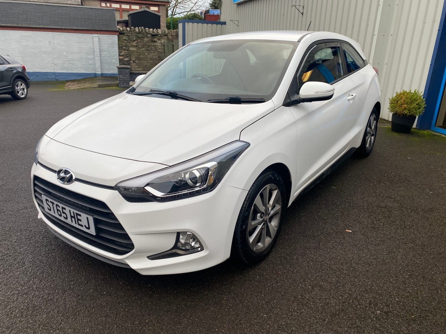 Used Hyundai i20 2015 for sale - 77300334: Photo 3