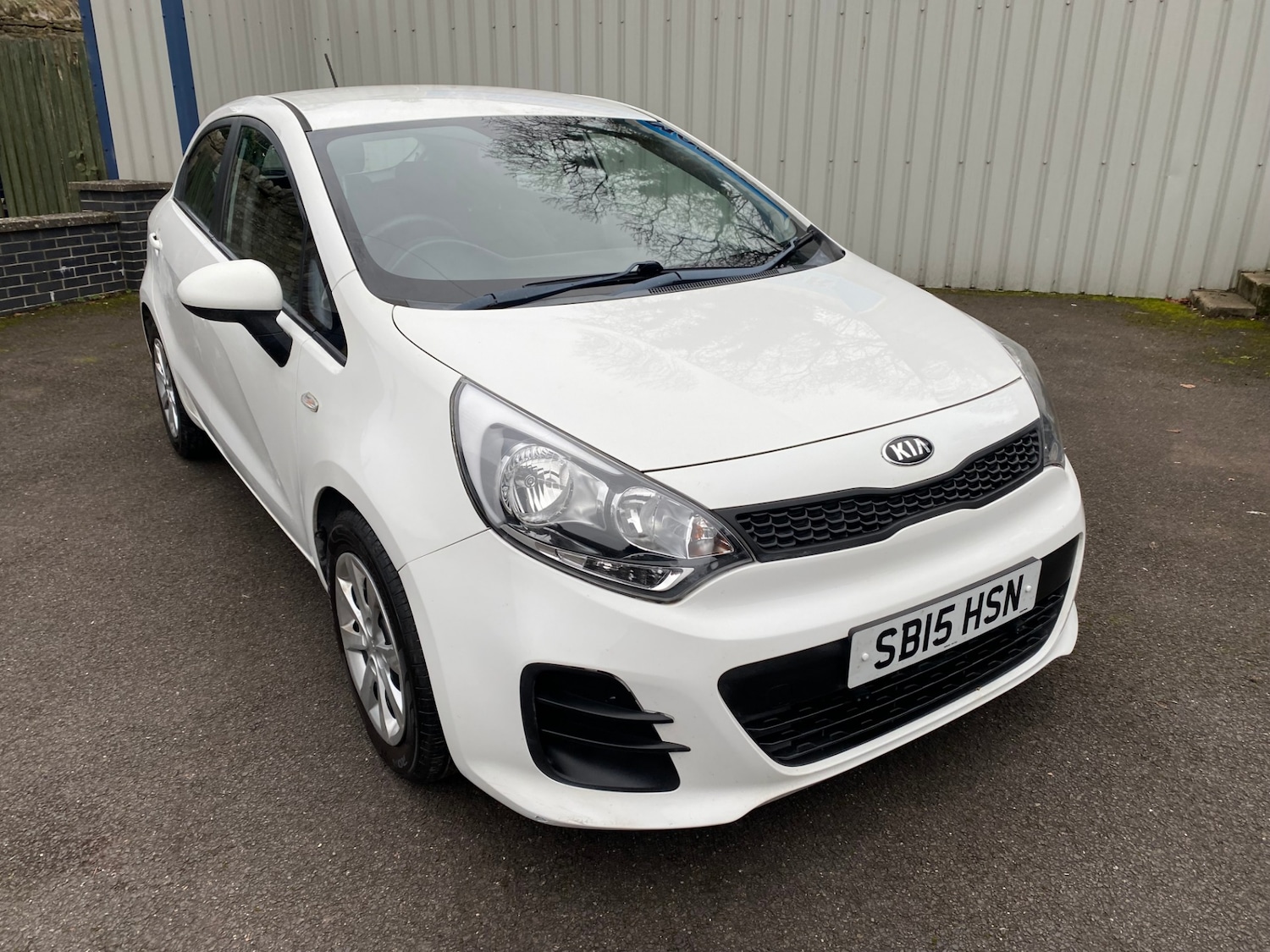 Used Kia Rio 2015 for sale - 76652841: Photo 2