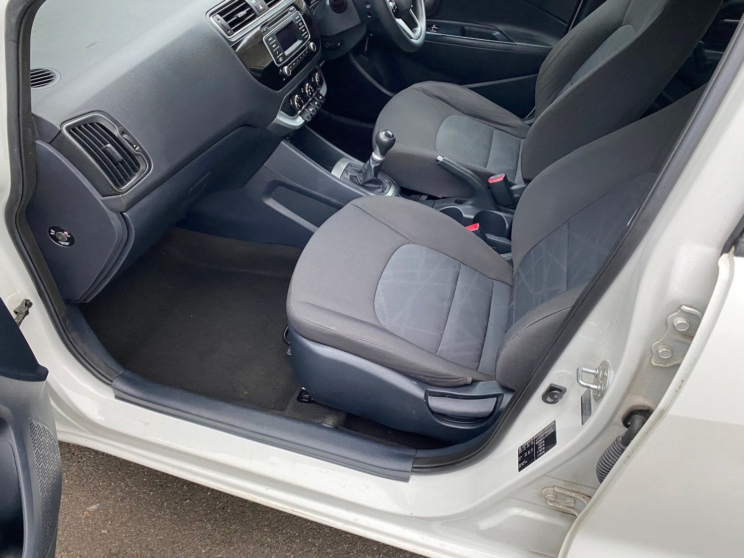 Used Kia Rio 2015 for sale - 76652841: Photo 9