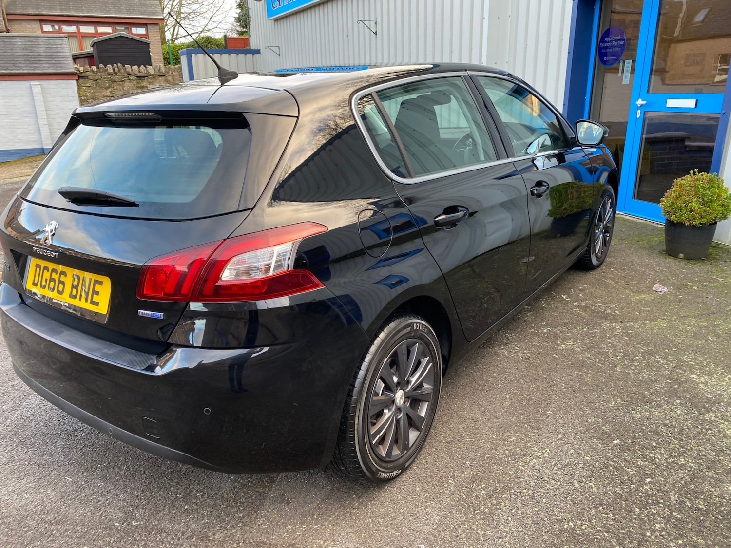 Used Peugeot 308 2016 for sale - 77069441: Photo 8