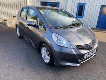 Used Honda Jazz 2013 for sale - 75996504: Photo
