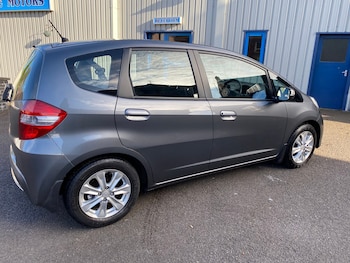 Used Honda Jazz 2013 for sale - 75996504: Photo