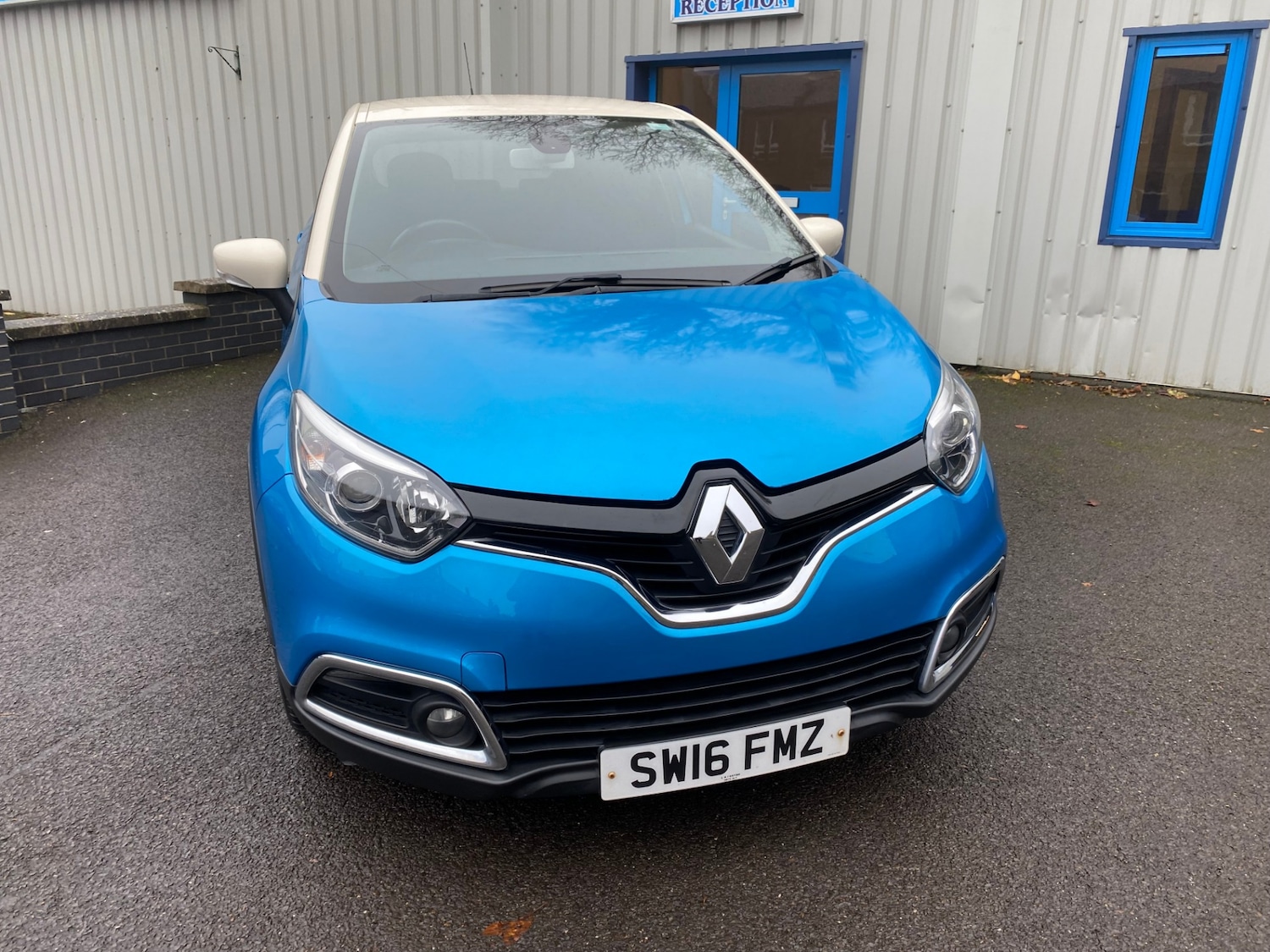 Used Renault Captur 2016 for sale - 76479536: Photo 2