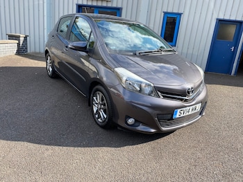 Toyota - Yaris
