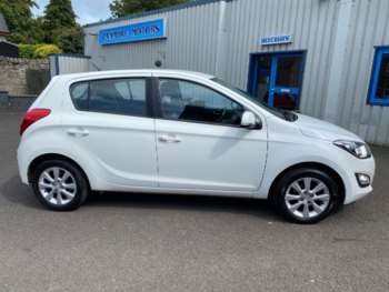 Used Hyundai i20 2014 for sale - 74961136: Photo