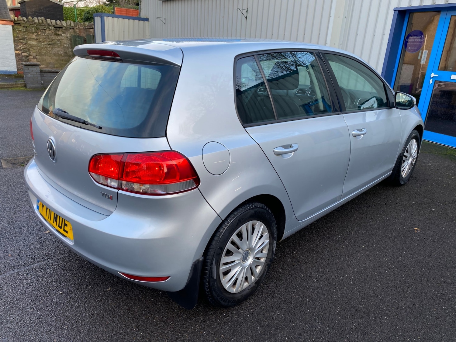 Used Volkswagen Golf 2011 for sale - 77353635: Photo 10