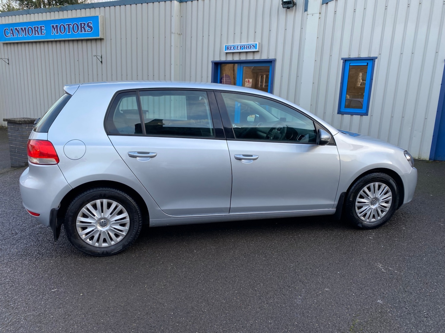 Used Volkswagen Golf 2011 for sale - 77353635: Photo 4