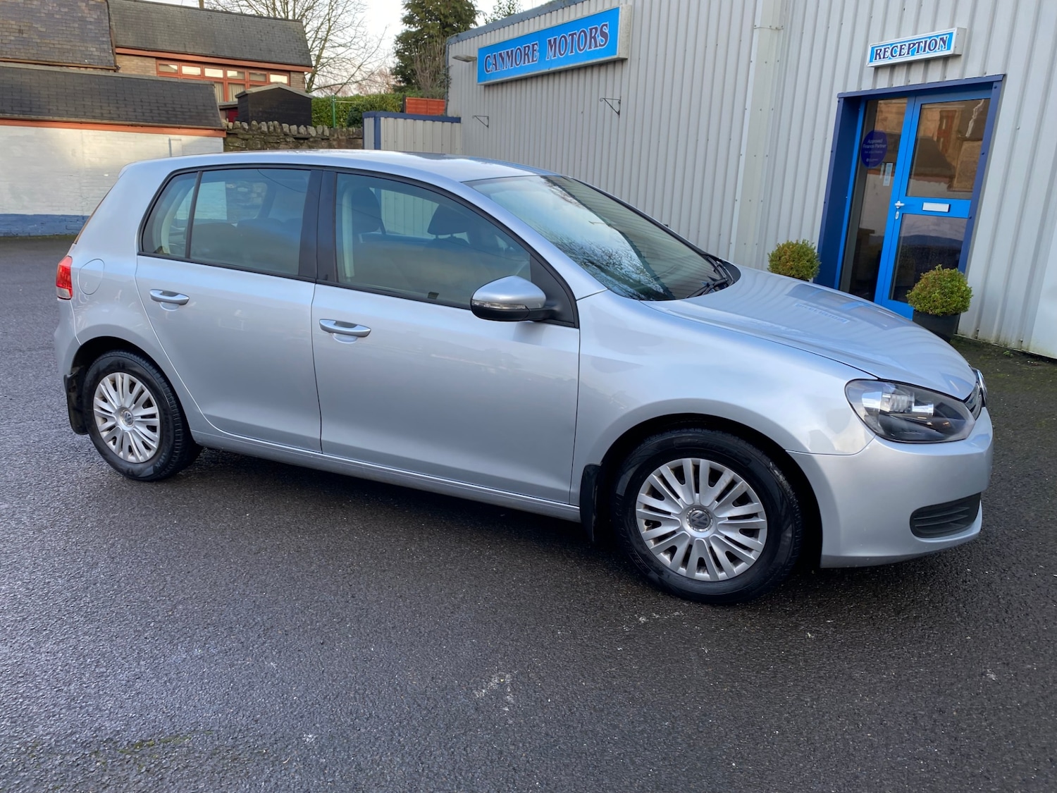 Used Volkswagen Golf 2011 for sale - 77353635: Photo 5