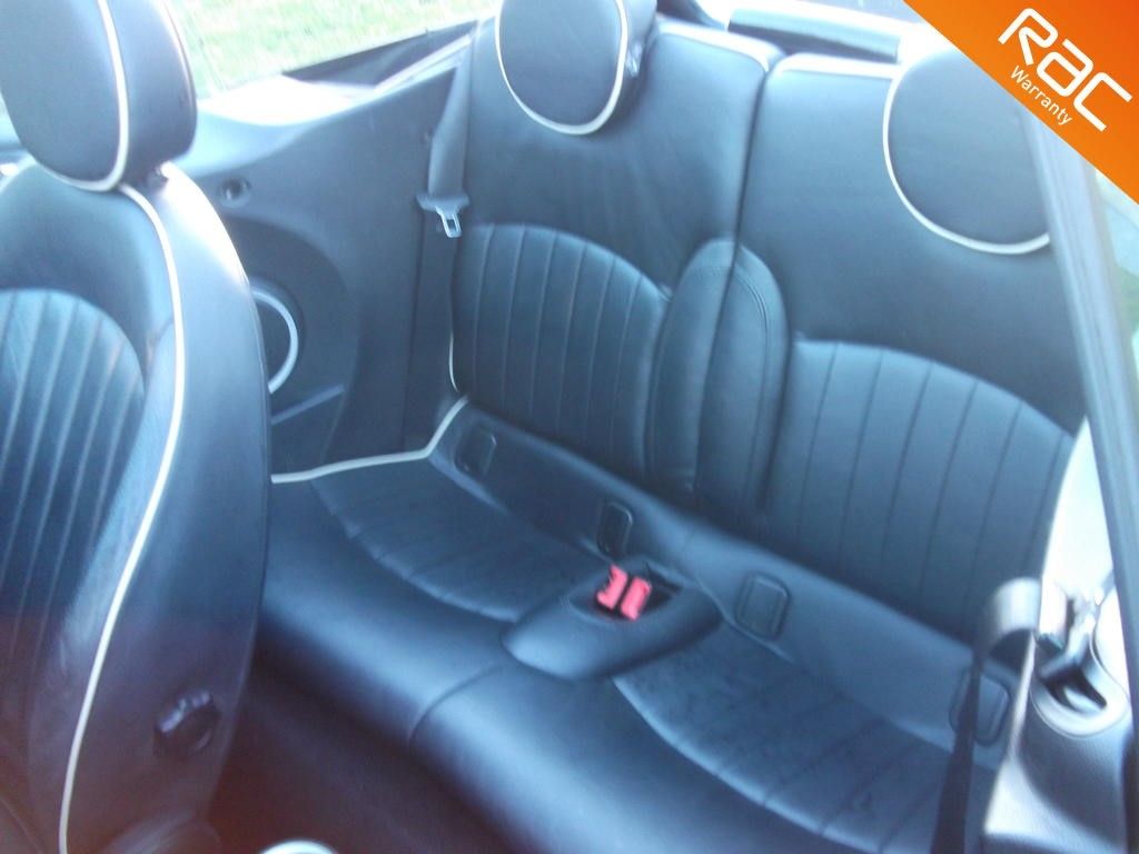 Used MINI Convertible 2011 for sale - 76476400: Photo 6