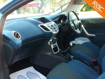 Used Ford Fiesta 2011 for sale - 76476403: Photo