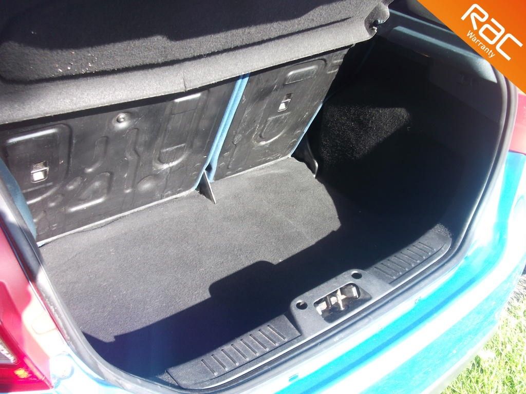 Used Ford Fiesta 2011 for sale - 76476403: Photo 6