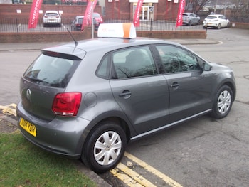Used Volkswagen Polo 2014 for sale - 77726249: Photo