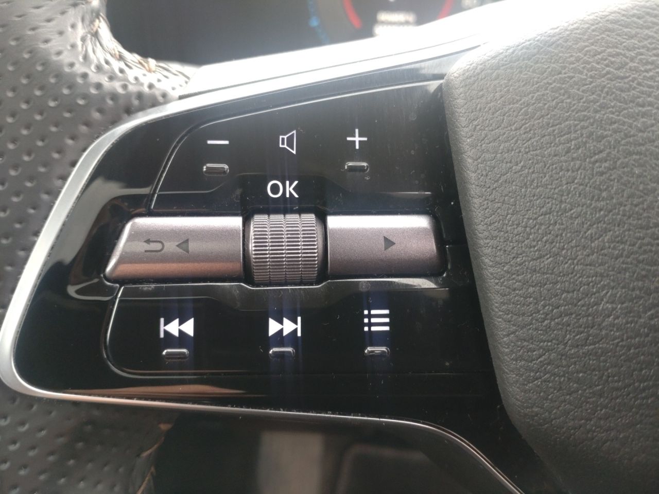 Used Nissan ARIYA 2023 for sale - 74361603: Photo 18