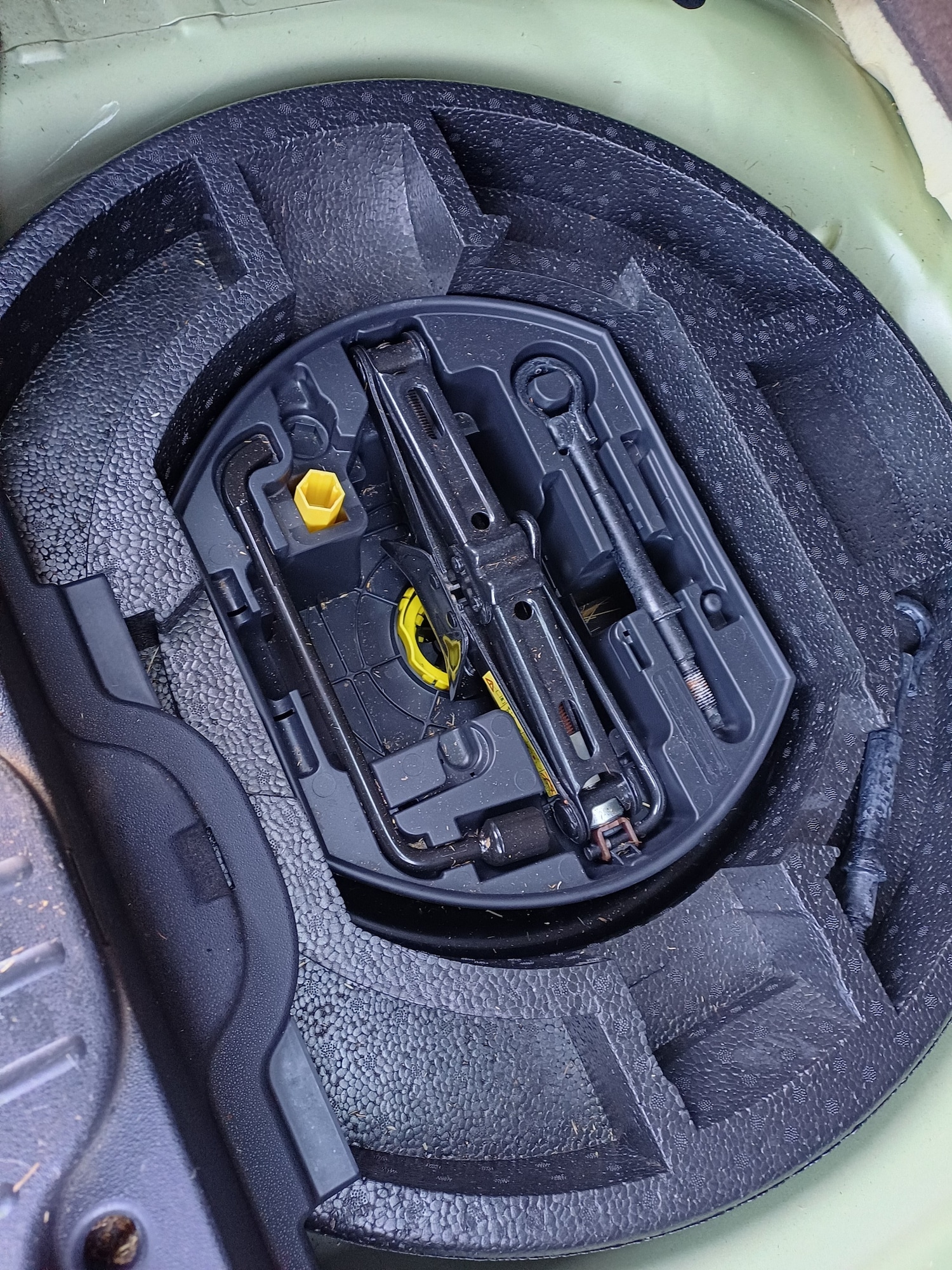 Used Citroen C3 Picasso 2010 for sale - 77350762: Photo 13