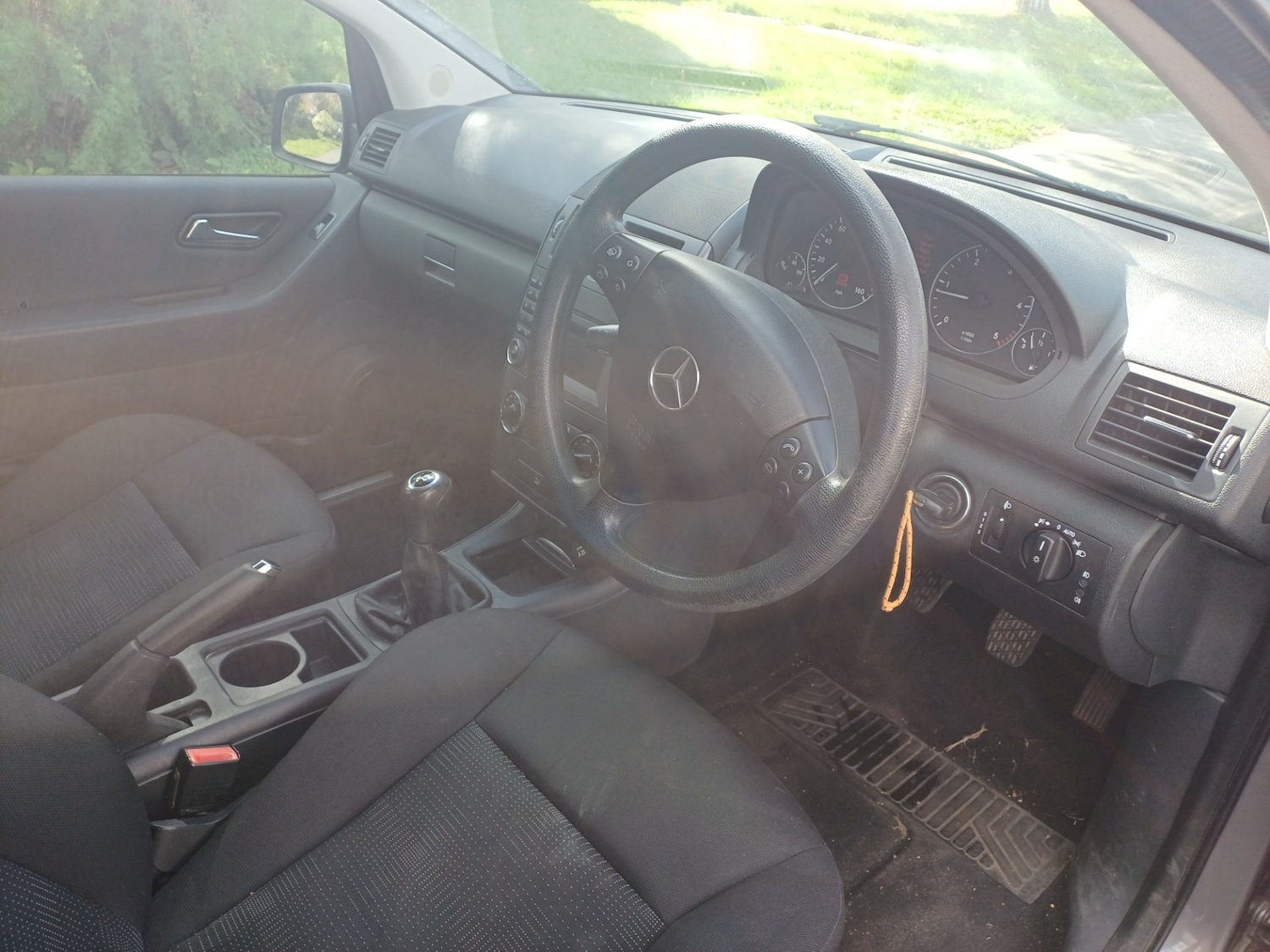 Used Mercedes-Benz A-Class 2009 for sale - 75969165: Photo 5