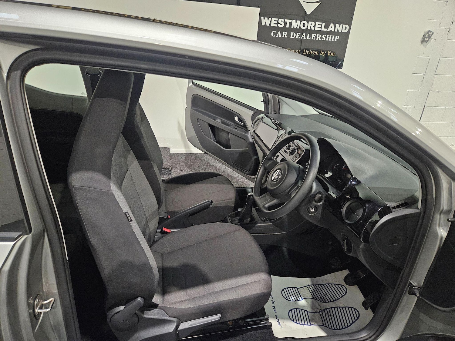 Used Volkswagen up! 2014 for sale - 76936377: Photo 30