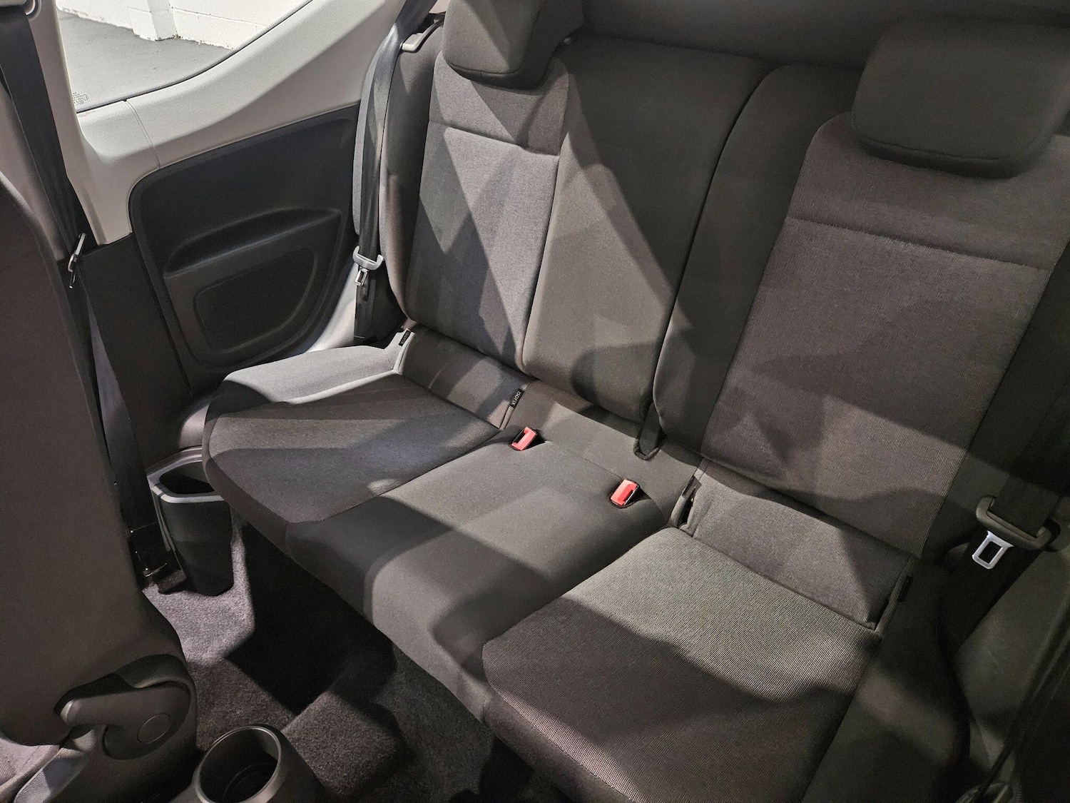 Used Volkswagen up! 2014 for sale - 76936377: Photo 32